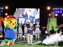 춘천시, 거리로 나온 인형들.. 퍼펫카니발 퍼레이드 시민 ‘환호’ 기사 이미지