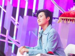 TV CHOSUN [미스트롯4 미공개 스페셜] 유방암 투병 이지나, 항암치료X경연 병행 '온몸이 아파' 김희재 오열 기사 이미지