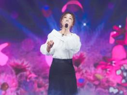 TV CHOSUN '미스트롯4' 眞소나 이소나, 김수희 희대의 레전드곡 '애모' 부른다! 대결 상대는 누구?! 기사 이미지